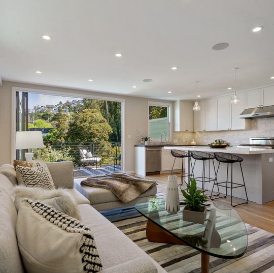 View of the living room area at 118 Woodland, a large single-family home in Cole Valley