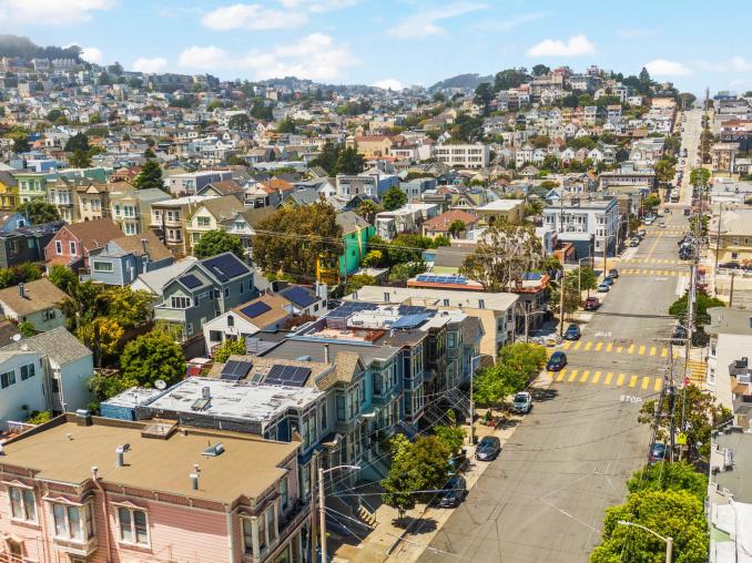 Property Thumbnail: Aerial photo over Castro looking over Noe Valley.