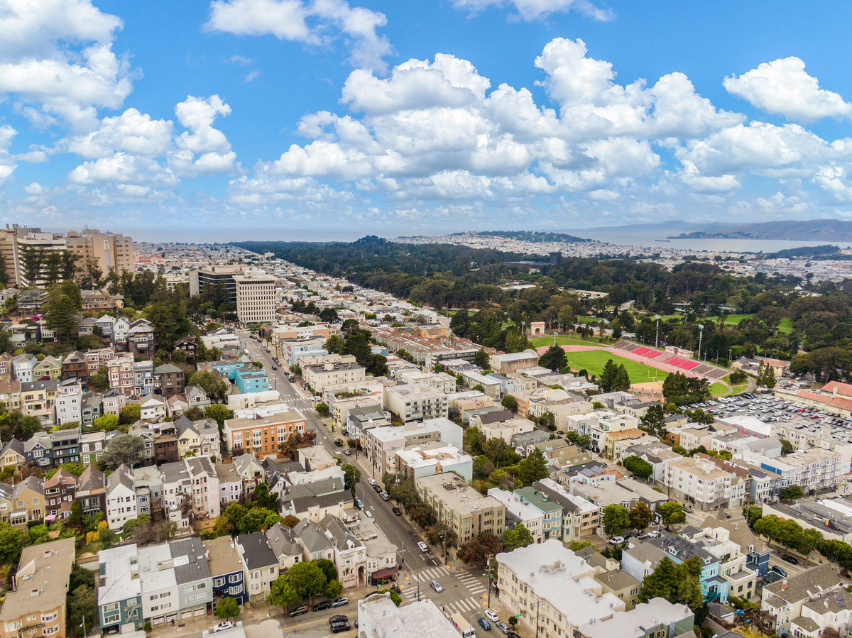 Property Photo: Aerial photo looking down to UCSF to ocean. 