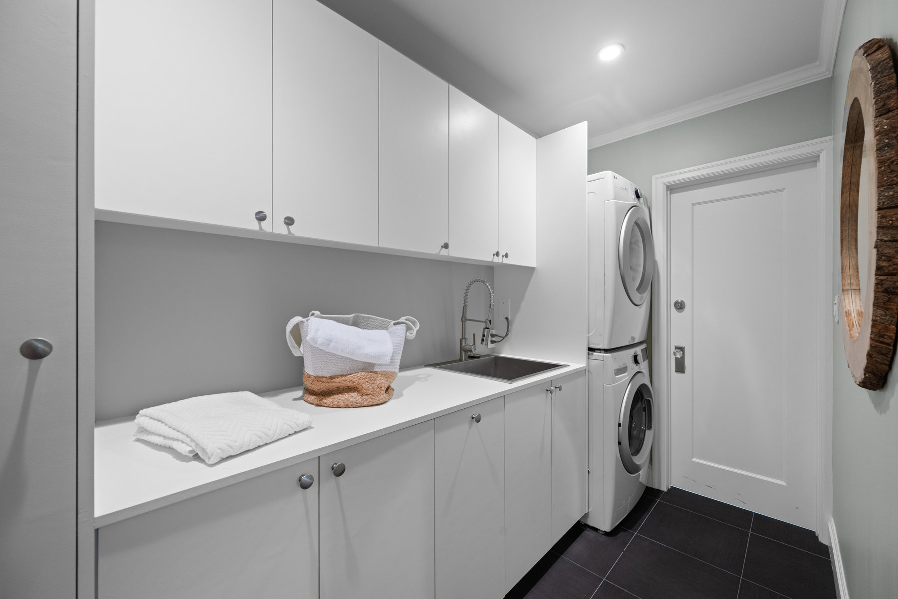 Property Photo: