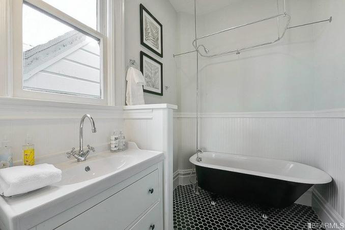 Property Thumbnail: View of a bathroom with free-standing bathtub 