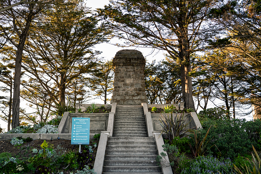 Stone steps and monument of Mount Olympus 