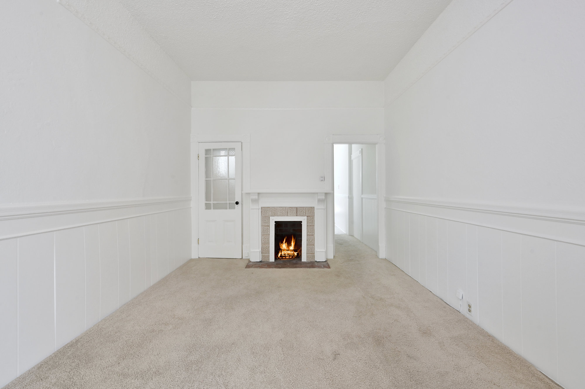 029035.jpgvs2 Longview of a living room with fireplace