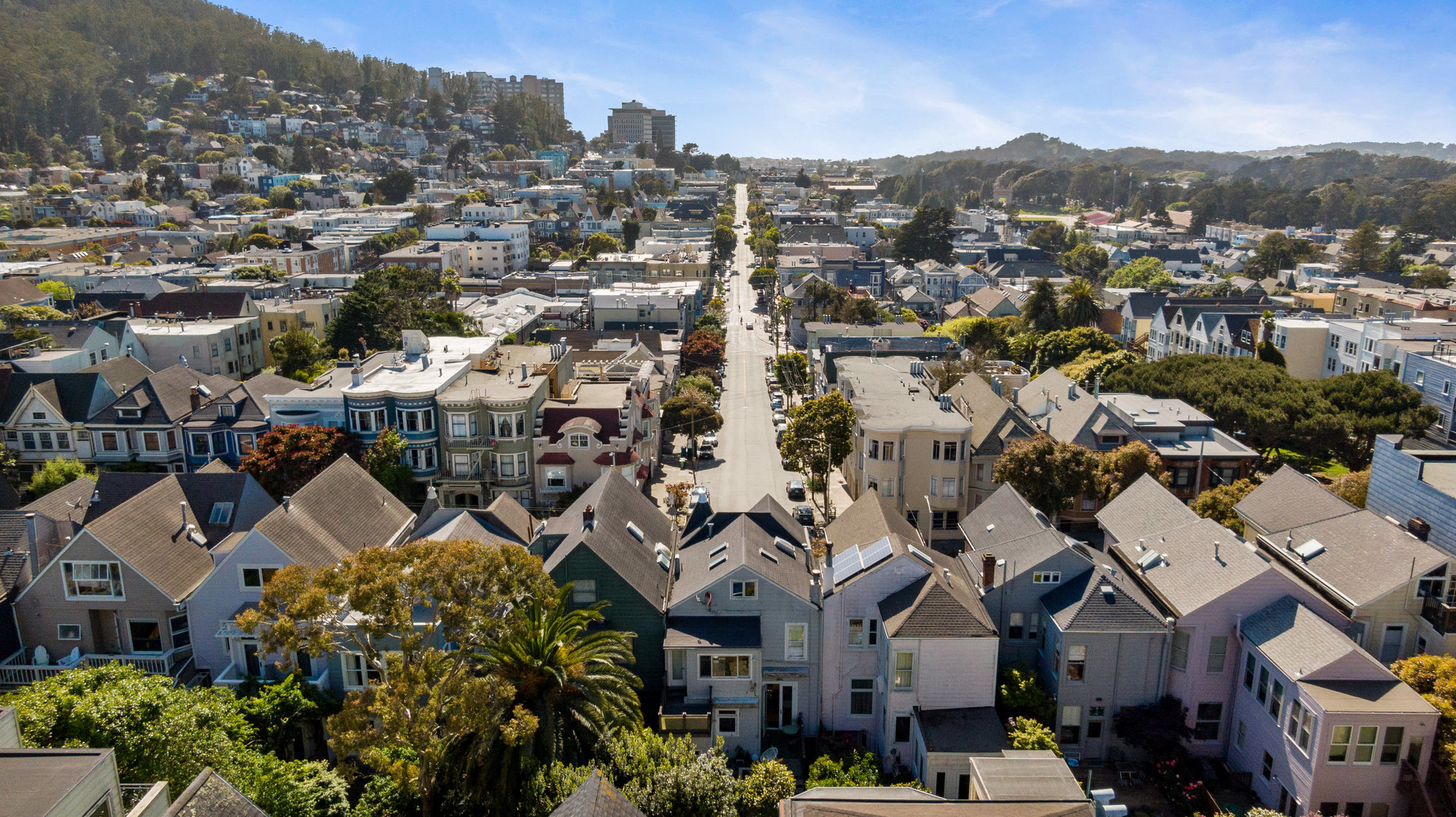 View of the Cole Valley community surrounding 834 Clayton St and Golden Gate Park in the distance