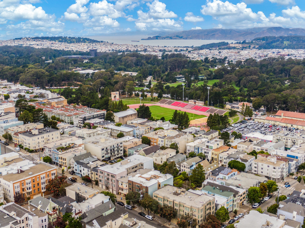 080photos222parnassusap007104 Aerial photo looking over Kezar Stadium and down over Golden Gate Park.
