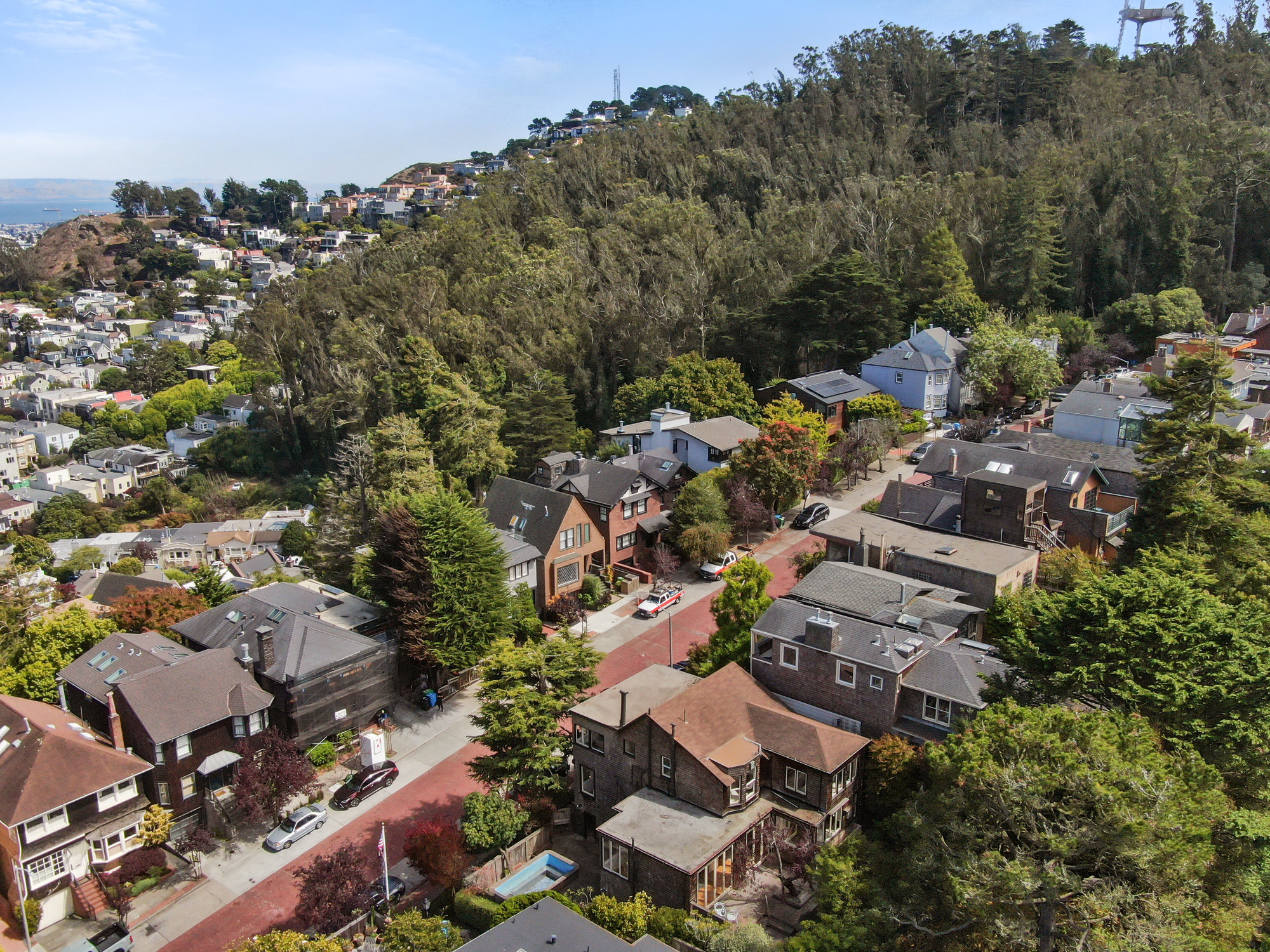 090123 Aerial view of 183 Edgewood Avenue, showing Sutro tower and San Francisco Bay