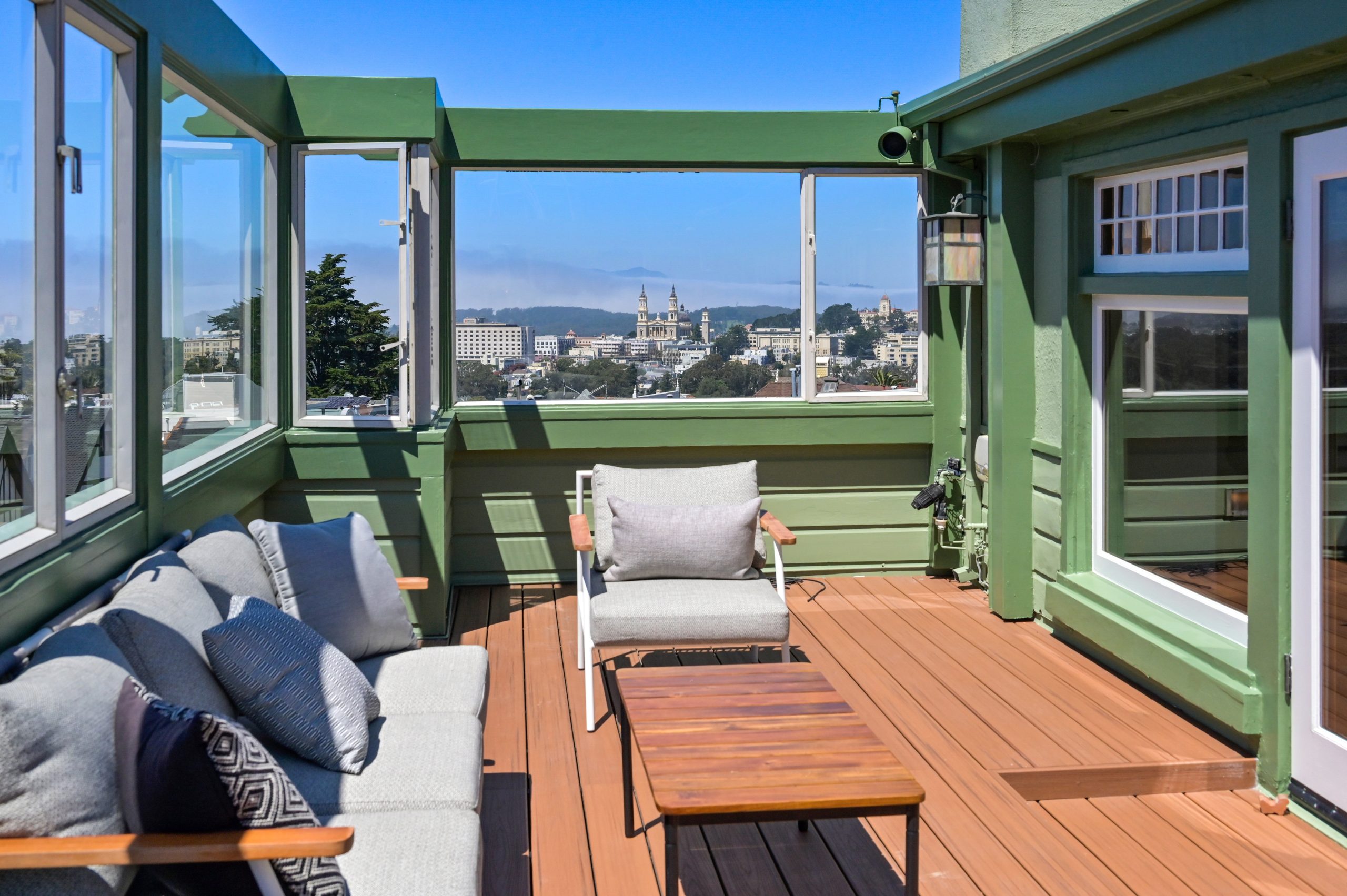 View deck at 4 Ashbury Terrace, showing sweeping panoramic views of San Francisco
