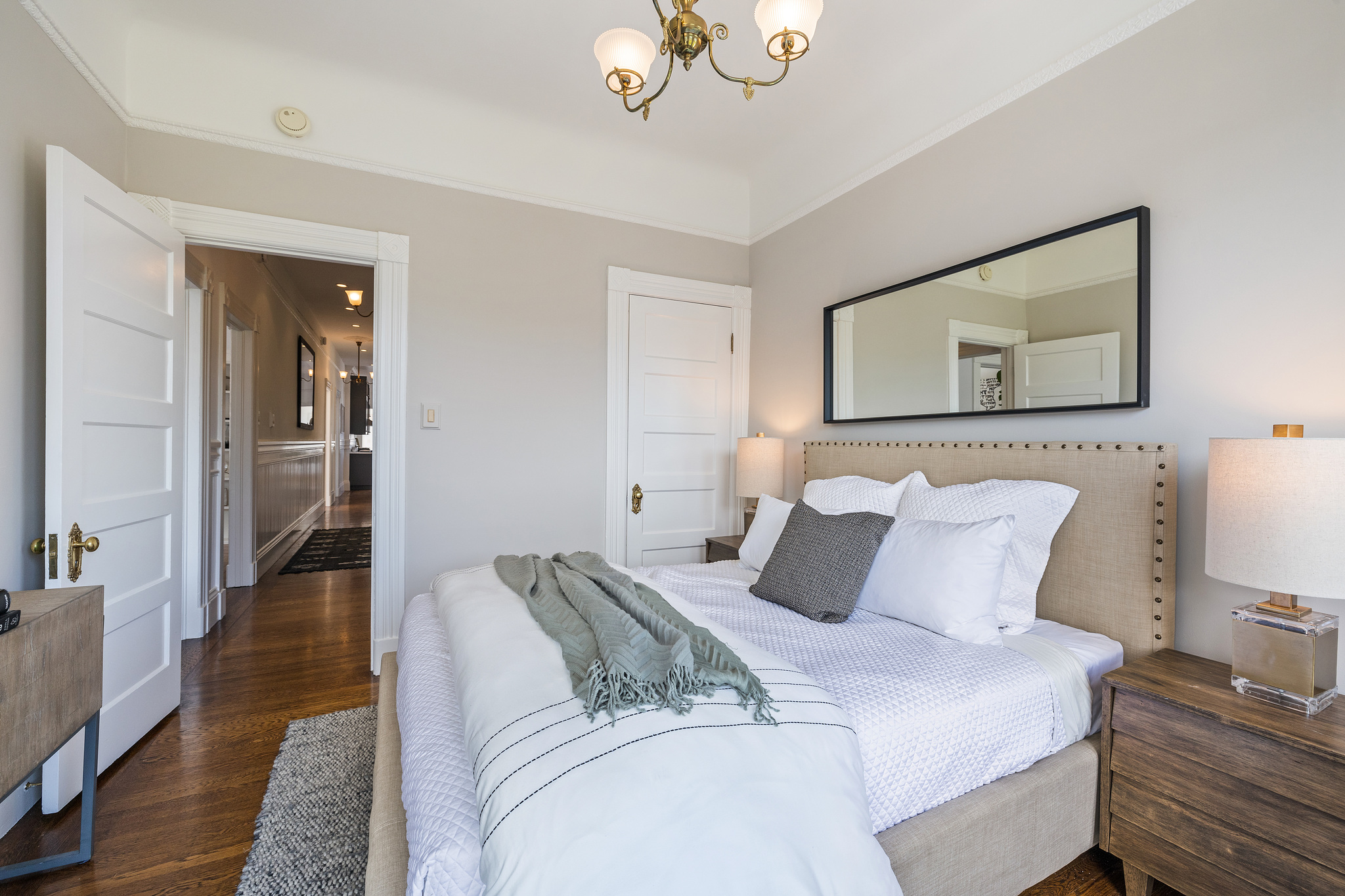 View of the bedroom, showing the interior door