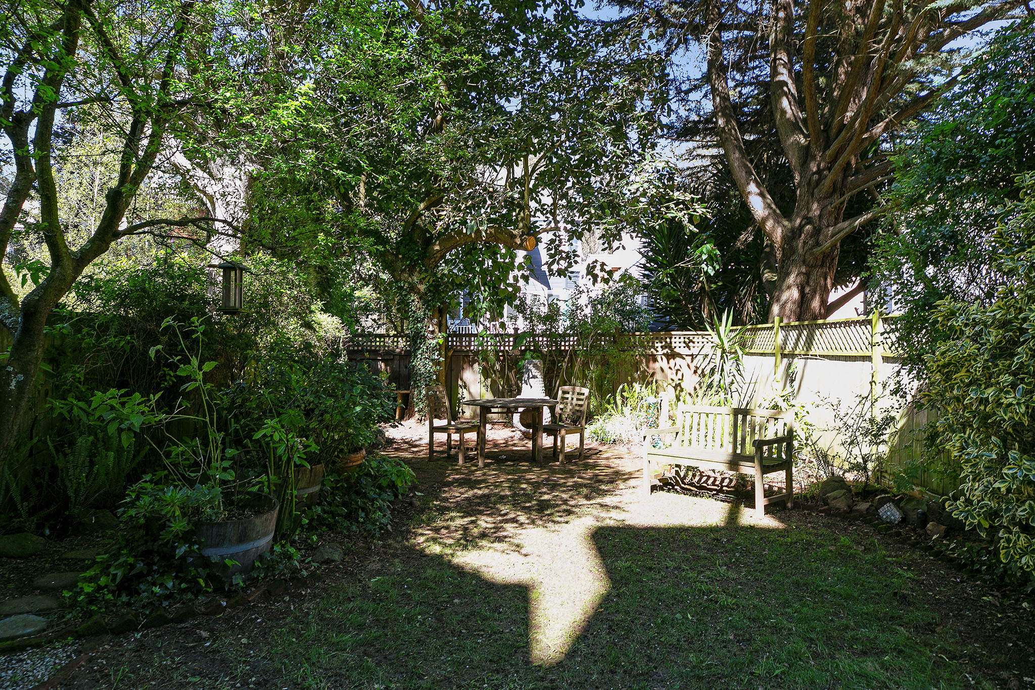 51 View of an out door seating area
