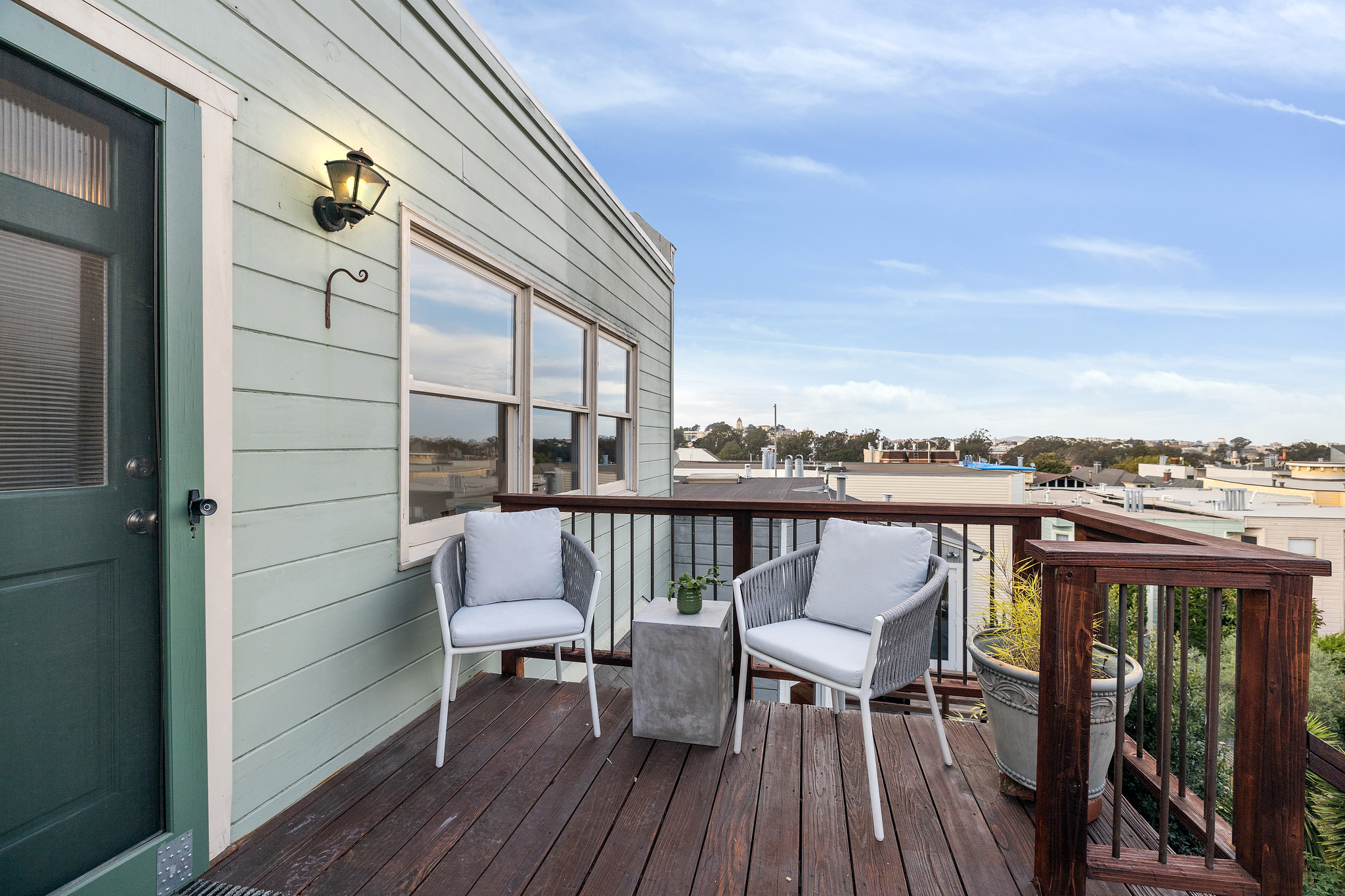 Top floor deck with a view of the San Francisco skyline