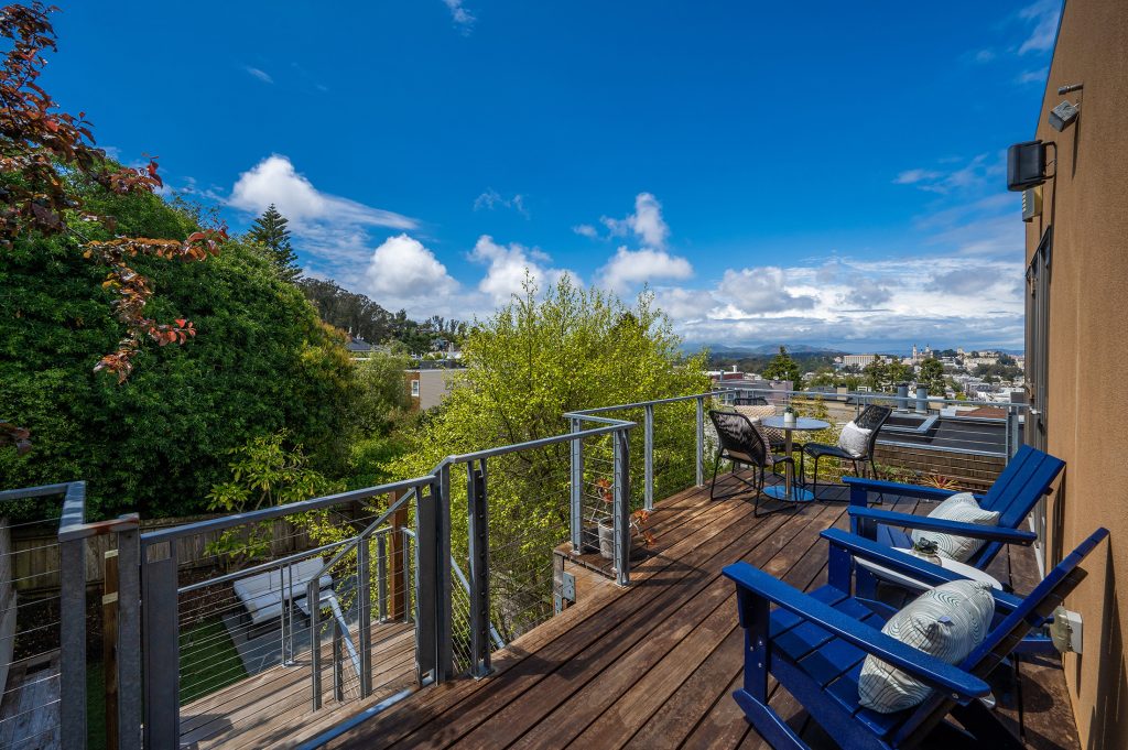 View of the Cole Valley neighborhood in san Francisco, CA