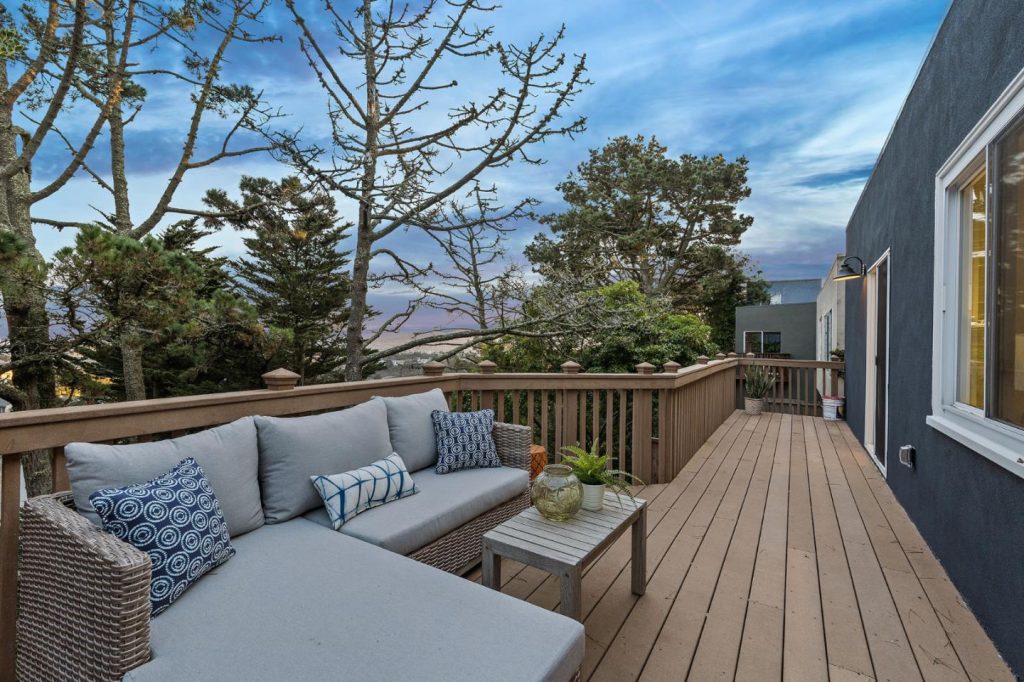 View deck overlooking San Francisco