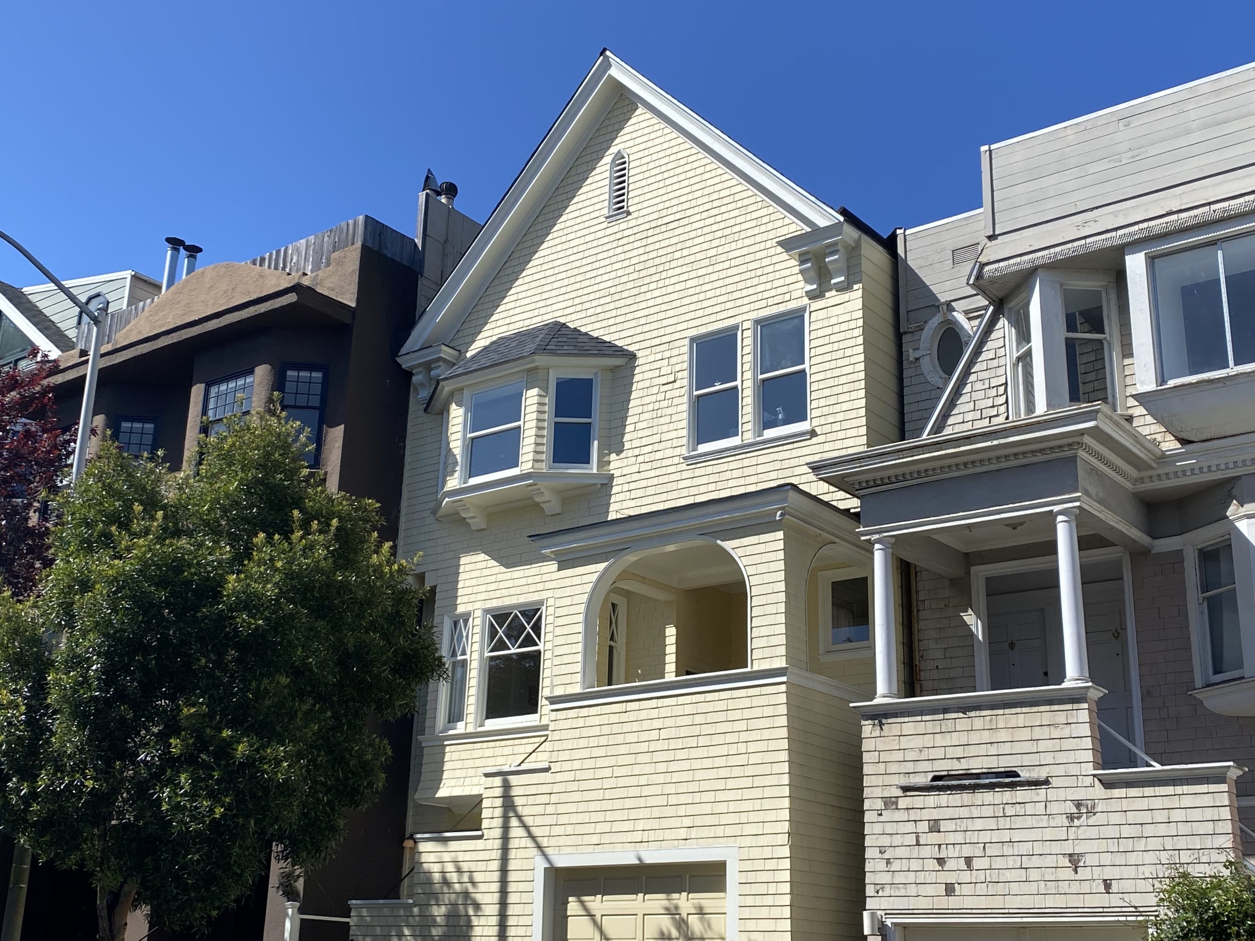 Exterior photo of 15 Woodland Street